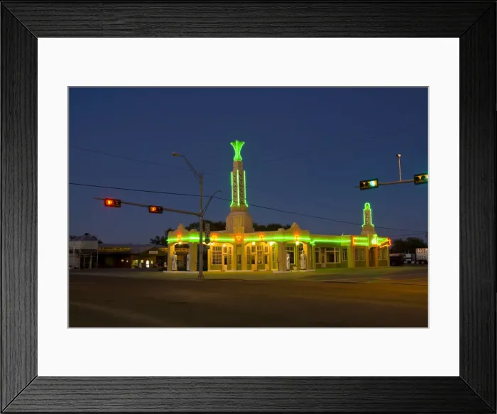 Framed Print : USA, Texas, Route 66, Shamrock, Old Art Deco Tower, Conoco Gas Station and U-Drop Framed Print : USA, Texas, Route 66, Shamrock, Old Art Deco Tower, Conoco Gas Station and U-Drop