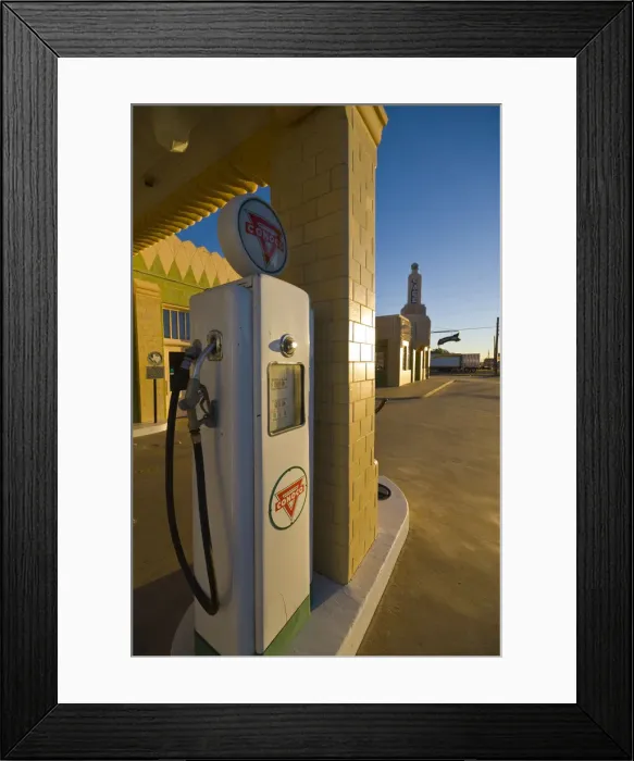 Framed Print : USA, Texas, Route 66, Shamrock, Old Art Deco Tower, Conoco Gas Station and U-Drop Framed Print : USA, Texas, Route 66, Shamrock, Old Art Deco Tower, Conoco Gas Station and U-Drop