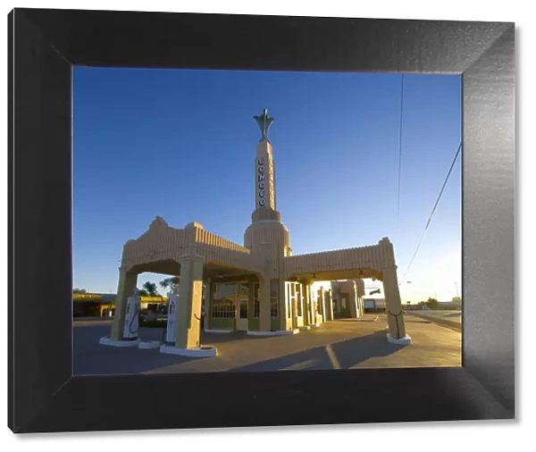 USA, Texas, Route 66, Shamrock, Old Art Deco Tower, Conoco Gas Station and U-Drop