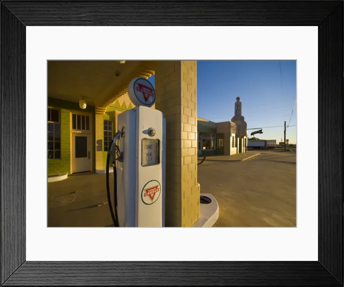 Framed Print : USA, Texas, Route 66, Shamrock, Old Art Deco Tower, Conoco Gas Station and U-Drop Framed Print : USA, Texas, Route 66, Shamrock, Old Art Deco Tower, Conoco Gas Station and U-Drop