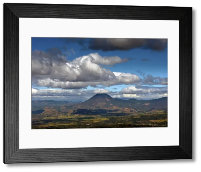 Framed Print : El Chingo Volcano, Borders Guatemala And El Salvador, Viewed From A Coffee Farm On Framed Print : El Chingo Volcano, Borders Guatemala And El Salvador, Viewed From A Coffee Farm On