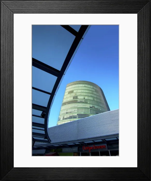 Framed Print : San Salvador, El Salvador, Torre Futura Building, Plaza Futura, Restaurants, Offices Framed Print : San Salvador, El Salvador, Torre Futura Building, Plaza Futura, Restaurants, Offices