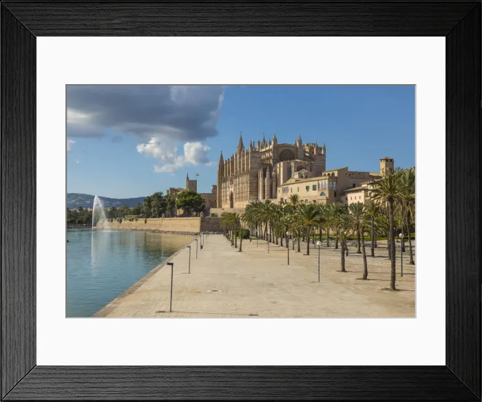 Framed Print : Cathedral La Seu, Palma, Mallorca (Majorca), Balearic Islands, Spain Framed Print : Cathedral La Seu, Palma, Mallorca (Majorca), Balearic Islands, Spain