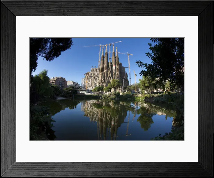 Framed Print : Sagrada Familia cathedral, Barcelona, Spain Framed Print : Sagrada Familia cathedral, Barcelona, Spain