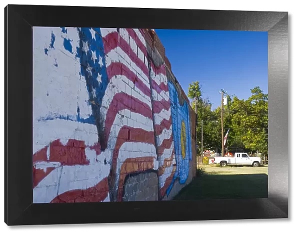 USA, Oklahoma, Route 66, Erick, June Gordons The American Spirit mural