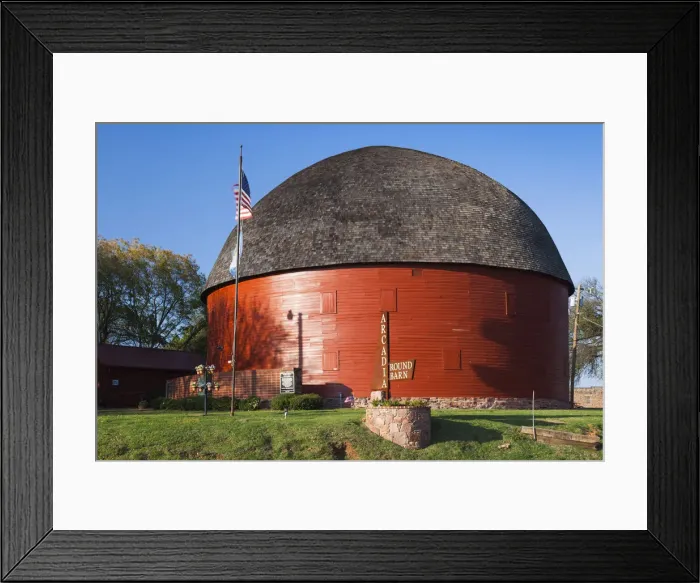 Framed Print : USA, Oklahoma, Arcadia, The Round Barn Framed Print : USA, Oklahoma, Arcadia, The Round Barn
