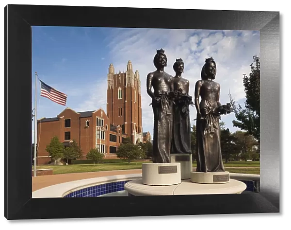 USA, Oklahoma, Oklahoma City, Miss America Monument, Oklahoma City University