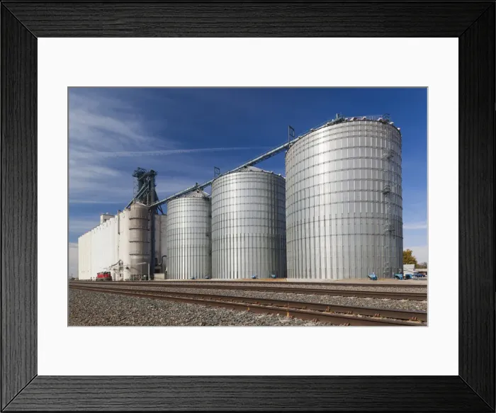 Framed Print : USA, Nebraska, Gothenburg, grain elevator Framed Print : USA, Nebraska, Gothenburg, grain elevator