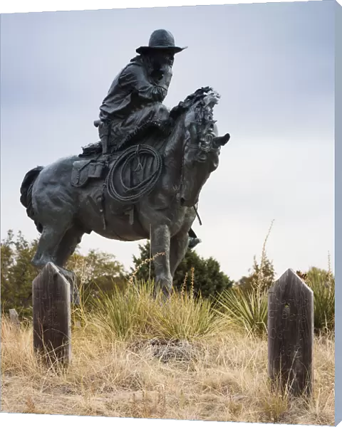 USA, Nebraska, Ogallala, Boot Hill cemetery and Trail Boss statue