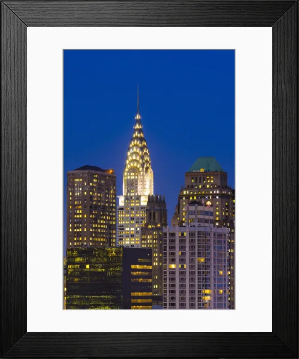 Framed Print : USA, New York, Manhattan, Midtown, Chrysler Building in centre Framed Print : USA, New York, Manhattan, Midtown, Chrysler Building in centre