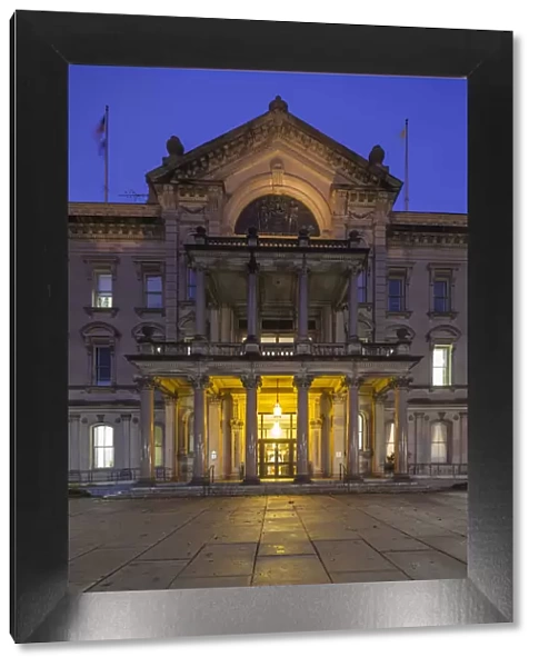 USA, New Jersey, Trenton, New Jersey State Capitol, dusk