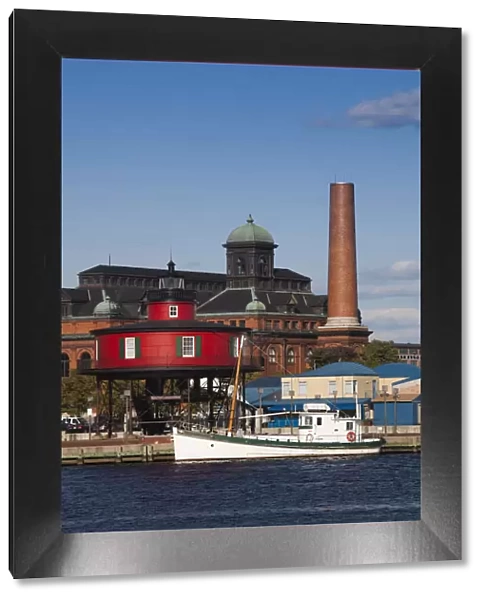 USA, Maryland, Baltimore, Inner Harbor, Pier 5, Seven Foot Knoll Screw-pile Lighthouse