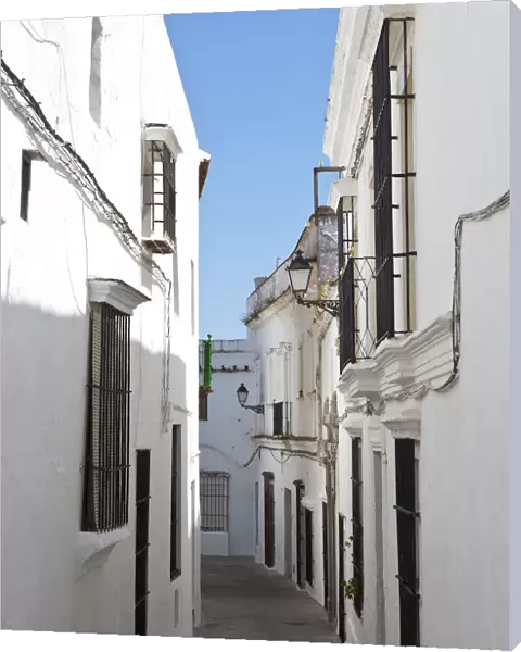 Typical narrow streets & whitewashed houses, Arcos De la Fontera, Cadiz Province