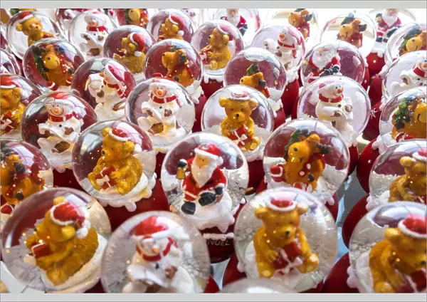 Christmas snow globes, Finland