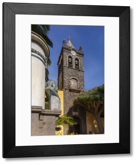 Framed Print : The Canary Islands Institute Cabrera Pinto and Statue of Adolfo Cabrera-Pinto y Pérez, San Cristóbal de La Laguna, Tenerife, Canary Islands, Spain Framed Print : The Canary Islands Institute Cabrera Pinto and Statue of Adolfo Cabrera-Pinto y Pérez, San Cristóbal de La Laguna, Tenerife, Canary Islands, Spain