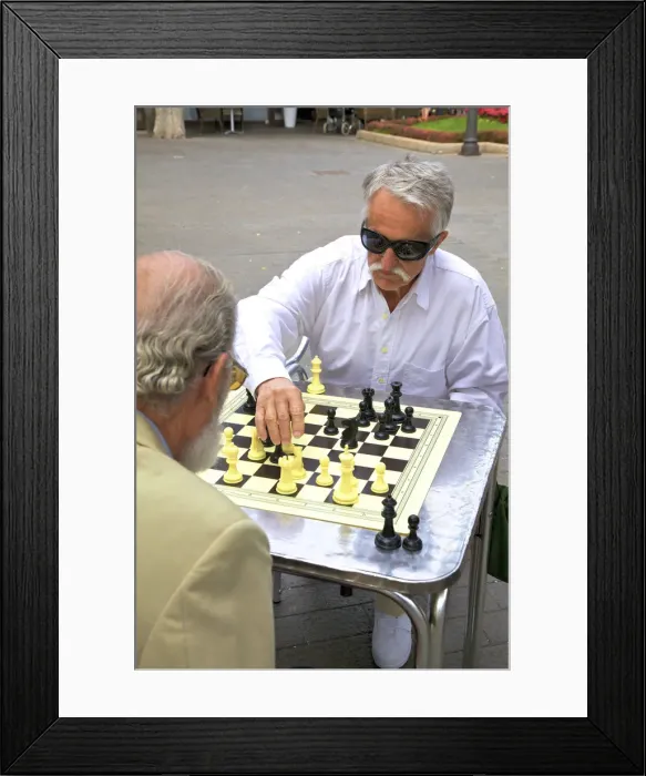 Framed Print : Men Playing Chess in Santa Catalina Park, Las Palmas de Gran Canaria, Gran Canaria