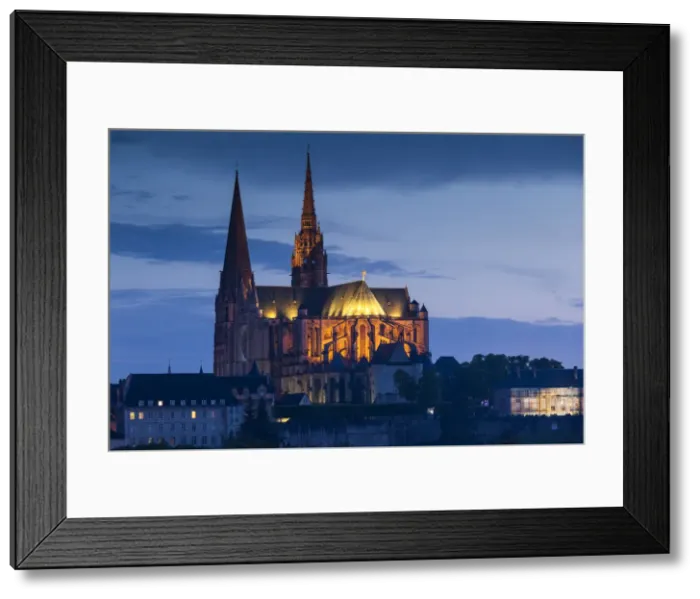 Framed Print : France, Centre Region, Eure et Loir Department, Chartres, Chartres Cathedral Framed Print : France, Centre Region, Eure et Loir Department, Chartres, Chartres Cathedral