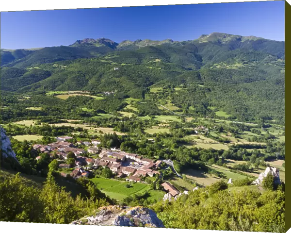 Roquefixade, Ariege, Midi-Pyrenees, France