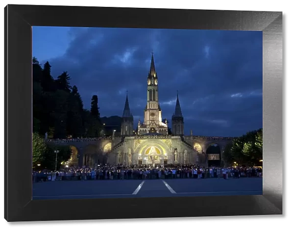 Basilika du Rosaire, Lourdes, Hautes-Pyrenees, Midi-Pyrenees, France