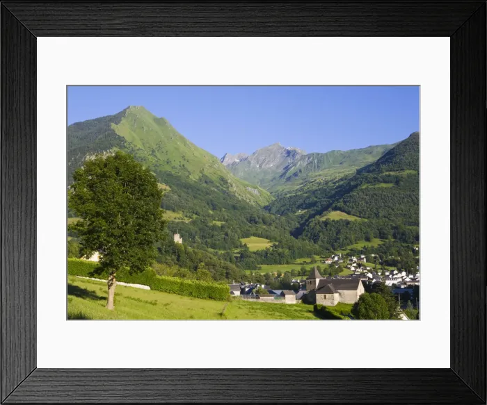 Framed Print : Luz-Saint-Sauveur, Haute-Garonne, Midi-Pyrenees, France