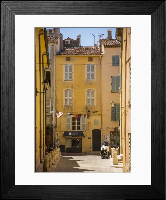 Framed Print : Old town, St. Tropez, Var, Provence-Alpes-Cote D Azur, French Riviera, France Framed Print : Old town, St. Tropez, Var, Provence-Alpes-Cote D Azur, French Riviera, France