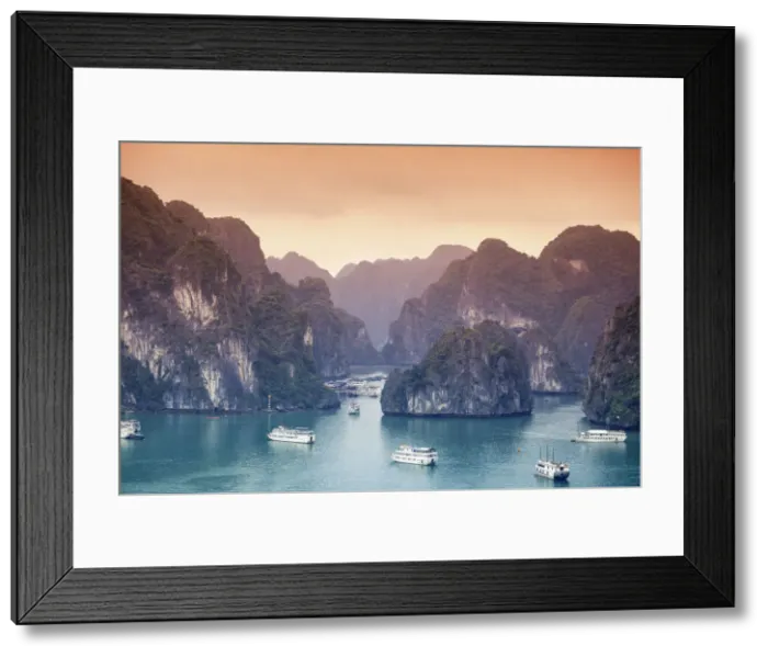 Framed Print : Vietnam, Halong Bay Framed Print : Vietnam, Halong Bay