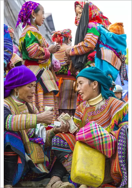 Flower Hmong tribes people at market, Bac Ha, Vietnam