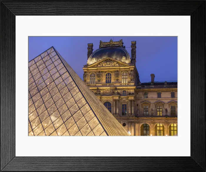 Framed Print : Pyramide du Louvre, Le Louvre, Paris, France Framed Print : Pyramide du Louvre, Le Louvre, Paris, France