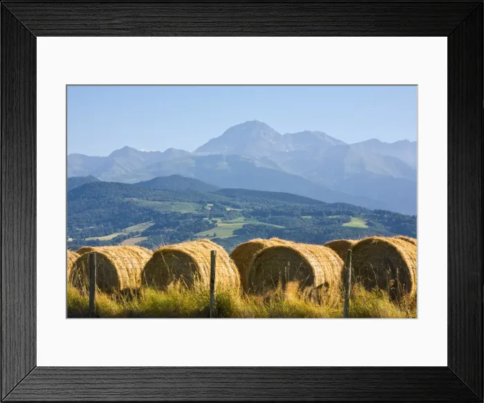 Framed Print : View Towards Pic du Midi Observatory, Pyrenees de Midi, France Framed Print : View Towards Pic du Midi Observatory, Pyrenees de Midi, France
