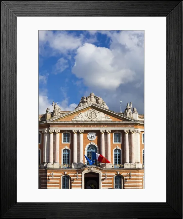 Framed Print : France, Midi-Pyrenees Region, Haute-Garonne Department, Toulouse, Place du Capitole Framed Print : France, Midi-Pyrenees Region, Haute-Garonne Department, Toulouse, Place du Capitole