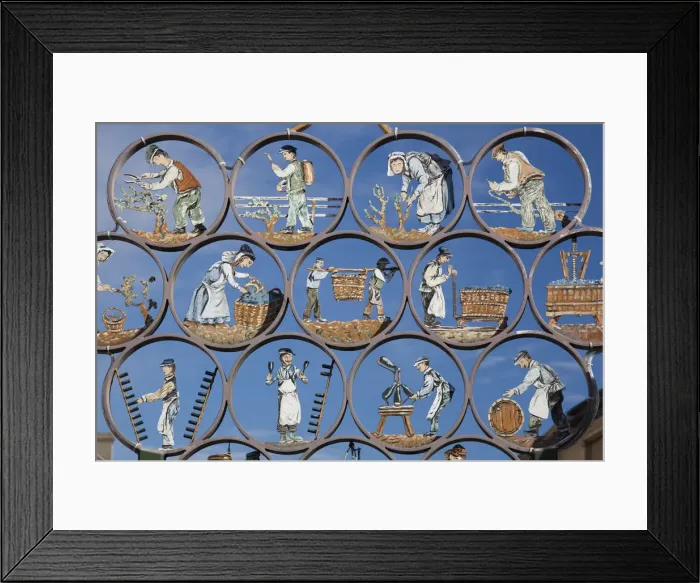 Framed Print : France, Marne, Champagne Region, Chatillon sur Marne, winemaking artwork Framed Print : France, Marne, Champagne Region, Chatillon sur Marne, winemaking artwork