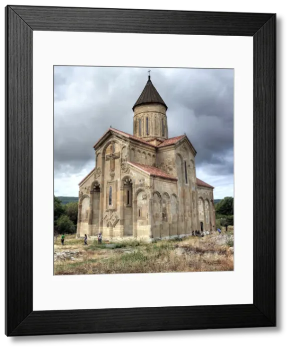 Framed Print : Samtavisi Cathedral (11th century), Shida Kartli, Georgia Framed Print : Samtavisi Cathedral (11th century), Shida Kartli, Georgia