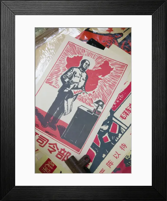 Framed Print : China, Hong Kong, Central, Hollywood Road Antiques Market, Chairman Mao Communist Framed Print : China, Hong Kong, Central, Hollywood Road Antiques Market, Chairman Mao Communist
