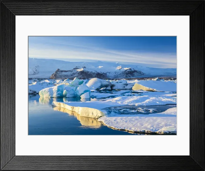 Framed Print : Icebergs, Jokulsarlon Glacier Lake, South Iceland Framed Print : Icebergs, Jokulsarlon Glacier Lake, South Iceland