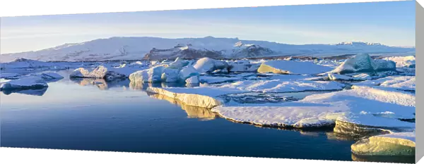 Icebergs, Jokulsarlon Glacier Lake, South Iceland