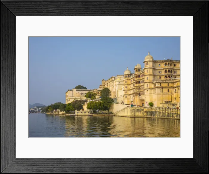 Framed Print : City Palace & Lake Pichola, Udaipur, Rajasthan, India