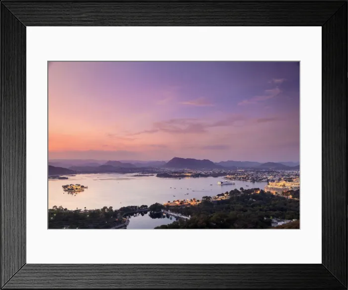 Framed Print : India, Rajasthan, Udaipur, elevated view of Lake Pichola and Udaipur City Framed Print : India, Rajasthan, Udaipur, elevated view of Lake Pichola and Udaipur City