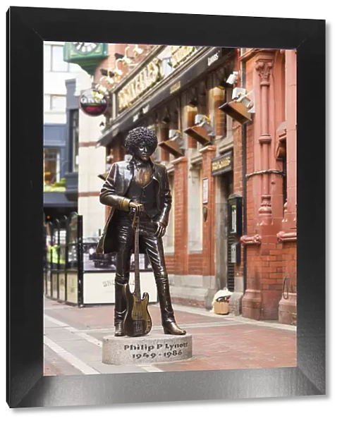 Ireland, Dublin, statue of Phil Lynott, founding member of the rock group Thin Lizzy