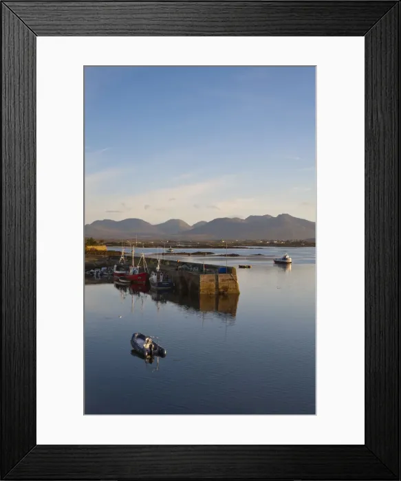 Framed Print : Roundstone Harbour, Connemara, Co. Galway, Ireland