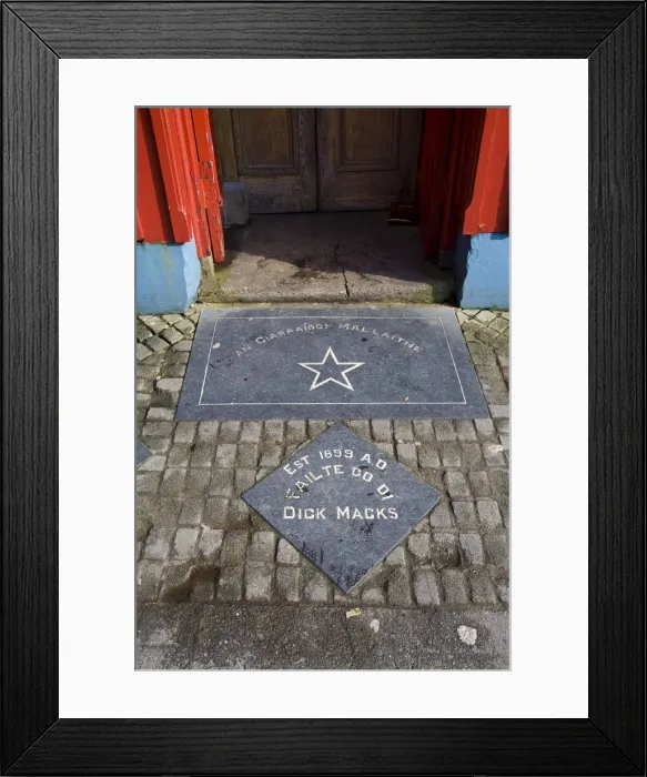 Framed Print : Dick Macks, Dingle, Dingle Peninsula, County Kerry, Munster, Republic of Ireland Framed Print : Dick Macks, Dingle, Dingle Peninsula, County Kerry, Munster, Republic of Ireland