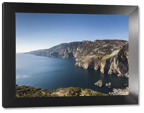 Ireland, County Donegal, Teelin, Slieve League, 600 meter high sea cliffs, highest