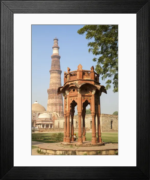 Framed Print : India, Delhi, India, Delhi, New Delhi, Qutub Minar Framed Print : India, Delhi, India, Delhi, New Delhi, Qutub Minar