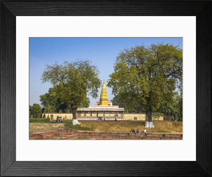 Framed Print : India, Uttar Pradesh, Sarnarth, near Varanasi, stupa at Dhamekh Stupa and ruins complex