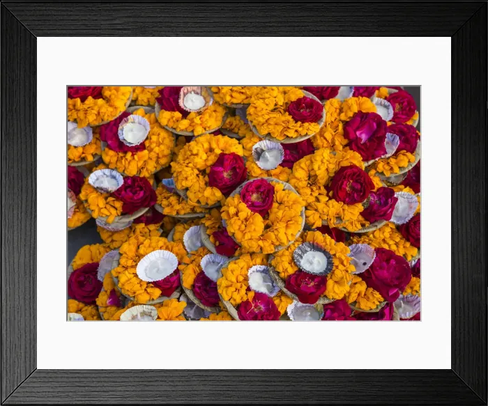 Framed Print : India, Uttar Pradesh, Varanasi, Flower offerings at Dashashwamedh Ghat - The main Framed Print : India, Uttar Pradesh, Varanasi, Flower offerings at Dashashwamedh Ghat - The main