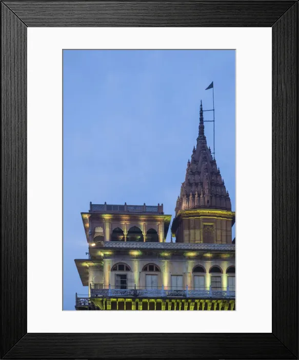 Framed Print : India, Uttar Pradesh, Varanasi, Hindu temple at Manikarnika Ghat Framed Print : India, Uttar Pradesh, Varanasi, Hindu temple at Manikarnika Ghat
