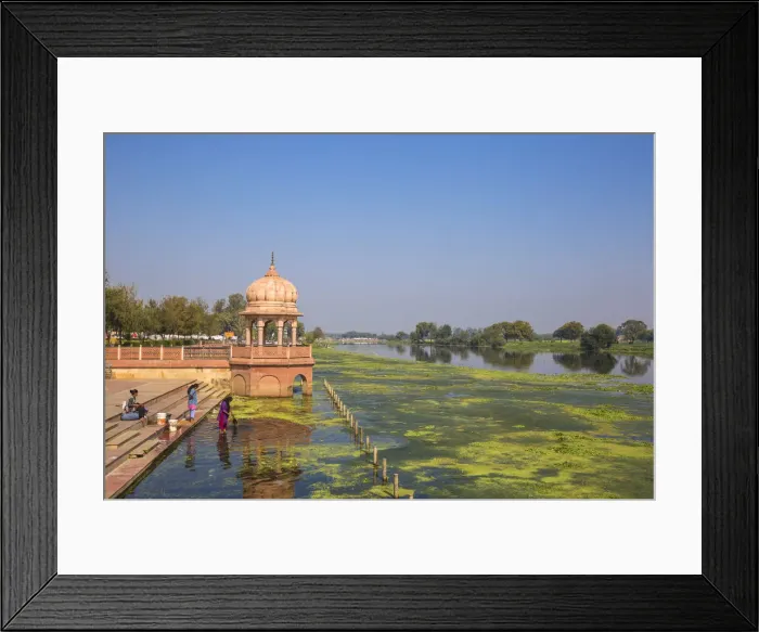 Framed Print : India, Uttar Pradesh, Lucknow, India, Uttar Pradesh, Lucknow, Kuria Ghat Framed Print : India, Uttar Pradesh, Lucknow, India, Uttar Pradesh, Lucknow, Kuria Ghat