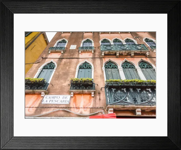 Framed Print : Mercati di Rialto, Venice, Veneto, Italy Framed Print : Mercati di Rialto, Venice, Veneto, Italy
