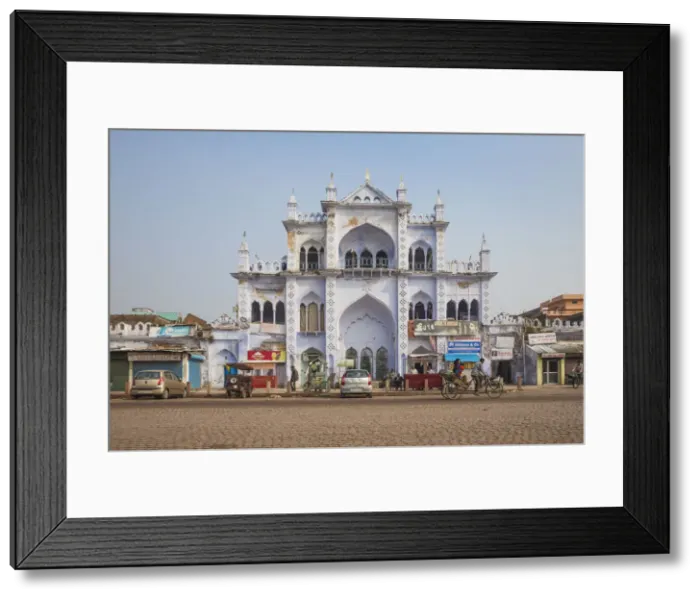 Framed Print : India, Uttar Pradesh, Lucknow, Ornate building opposite Chota Imambara Framed Print : India, Uttar Pradesh, Lucknow, Ornate building opposite Chota Imambara
