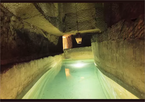 Italy, Naples, Napoli Sotterranea (Underground Naples), Ancient Aqueducts