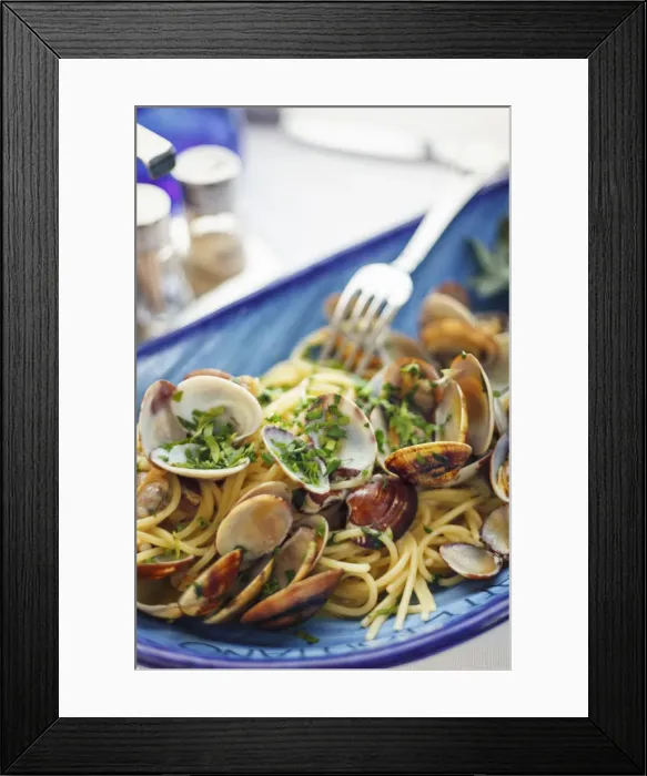 Framed Print : Italy, Amalfi Coast, Positano, Spaghetti ai frutti di mare Framed Print : Italy, Amalfi Coast, Positano, Spaghetti ai frutti di mare